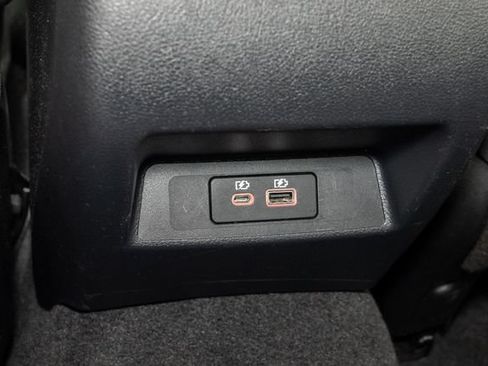 Used 2024 Nissan Altima 2.5 SV FWD image 24