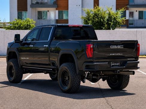 Used 2024 GMC Sierra 2500 Denali Ultimate AWD/4WD image 7