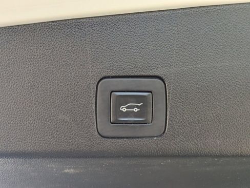 Used 2021 Buick Encore GX Essence w/ Advanced Technology Package image 10