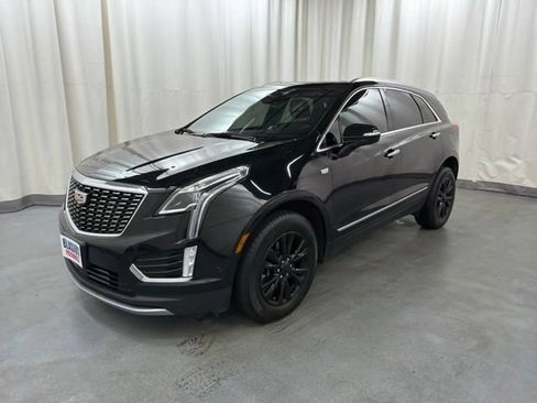 Used 2023 Cadillac XT5 Premium Luxury w/ Technology Package AWD/4WD image 2