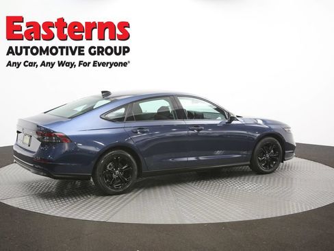 Used 2025 Honda Accord SE image 43