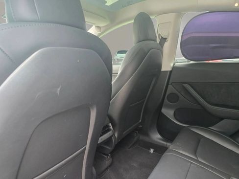 Used 2022 Tesla Model Y Performance AWD/4WD image 25