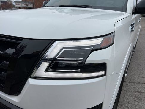 Used 2024 Nissan Armada SL w/ Midnight Edition Package RWD image 11