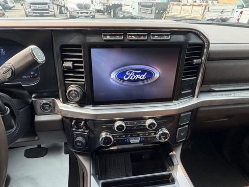 Used 2024 Ford F350 King Ranch w/ Chrome Package AWD/4WD image 67