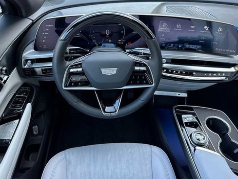 New 2026 Cadillac Lyriq Luxury image 14