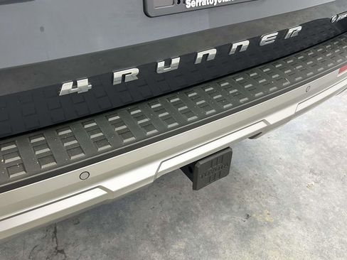 Used 2026 Toyota 4Runner Limited AWD/4WD image 12