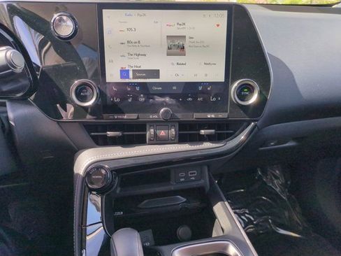 Used 2025 Lexus NX 350h AWD w/ Accessory Package (2T) image 20