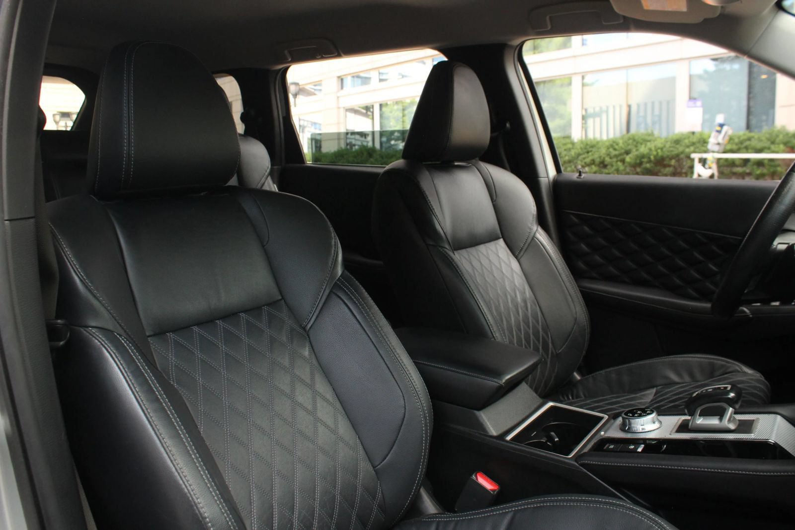 Used 2022 Mitsubishi Outlander SEL FWD image 27