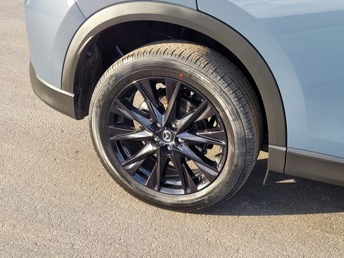 Used 2025 MAZDA CX-5 Carbon Edition image 11