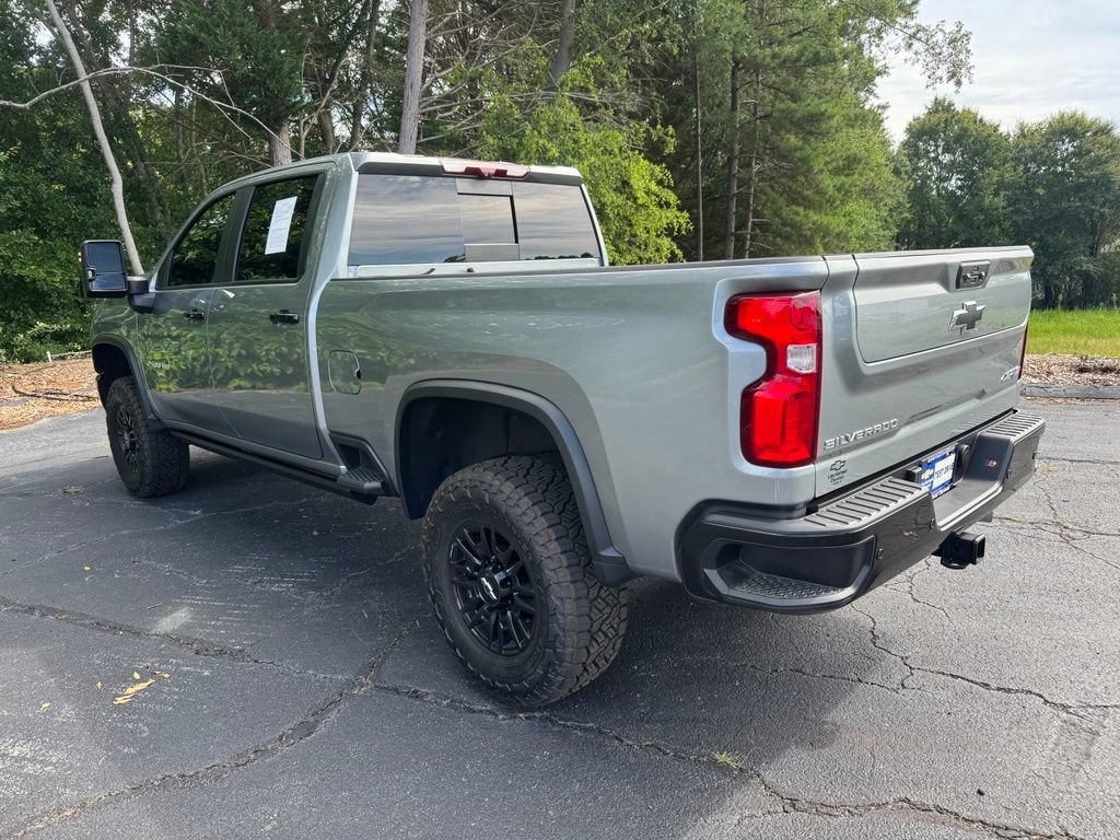 Certified 2024 Chevrolet Silverado 2500 ZR2 w/ Technology Package AWD/4WD image 3