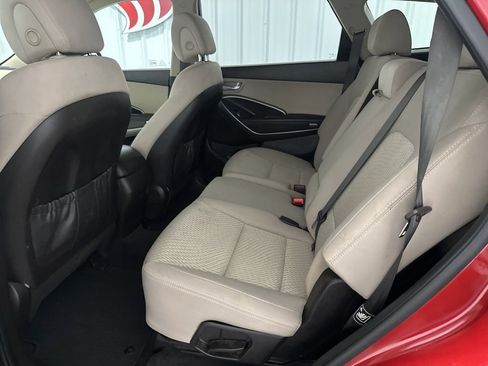 Used 2018 Hyundai Santa Fe SE FWD image 20