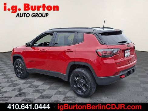 Used 2024 Jeep Compass Trailhawk w/ Trailhawk Elite Group AWD/4WD image 4