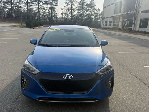 Used 2018 Hyundai Ioniq Electric image 2