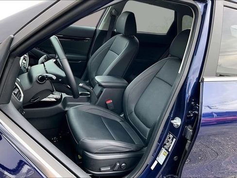 Certified 2024 Kia Seltos EX image 23