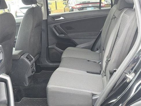 Used 2021 Volkswagen Tiguan S image 7