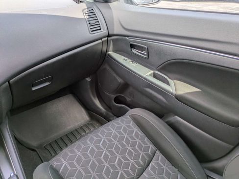 Used 2024 Mitsubishi Outlander Sport ES AWD/4WD image 10