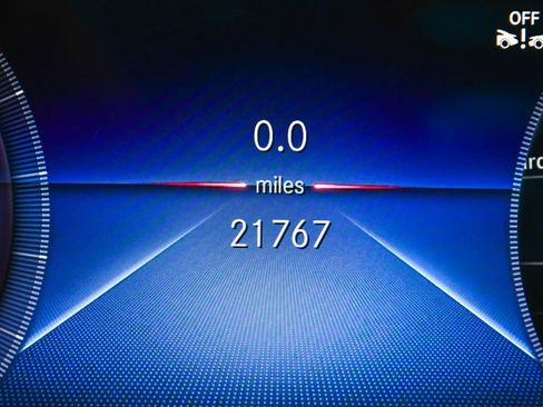 Used 2023 Mercedes-Benz GLS 450 4MATIC image 24