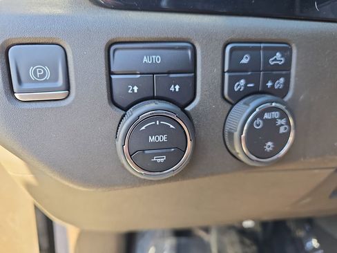 Used 2023 Chevrolet Silverado 1500 LT w/ Safety Package image 26