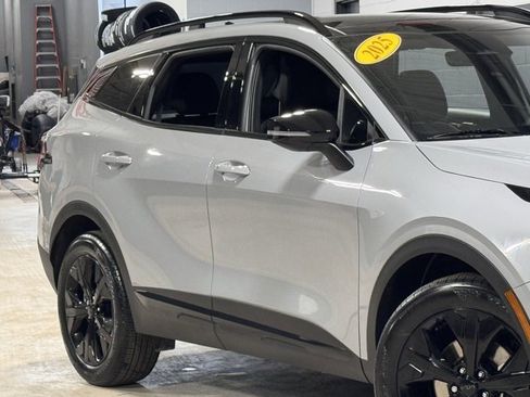 Used 2025 Kia Sportage X-Line w/ Premium Package image 4
