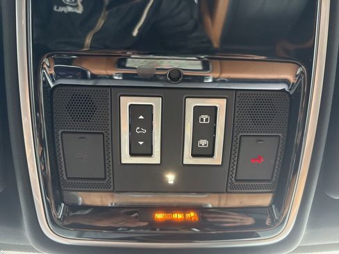 Used 2021 Land Rover Range Rover Sport Autobiography image 40