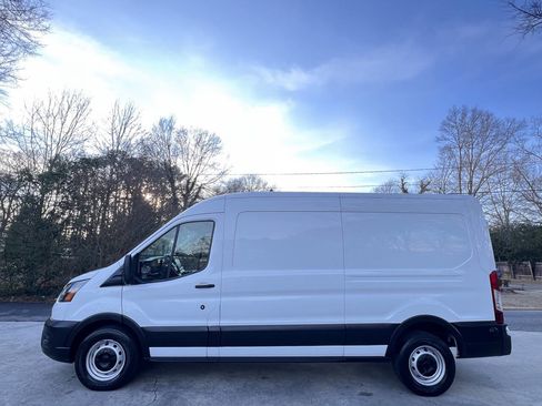 Used 2020 Ford Transit 250 Medium Roof w/ Load Area Protection Package image 5