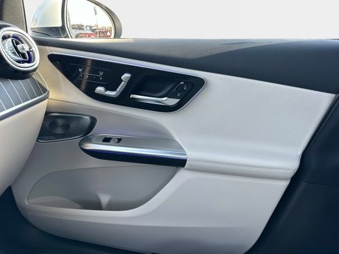 New 2026 Mercedes-Benz GLC 300 image 26