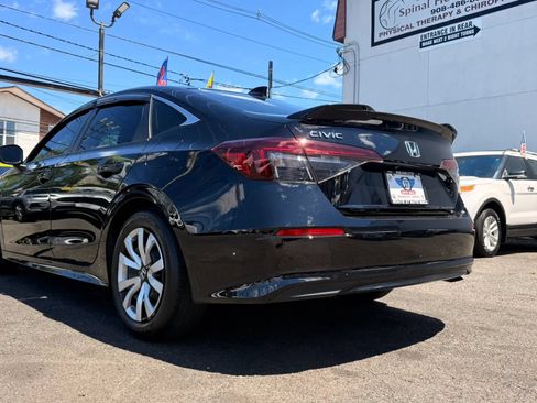 Used 2025 Honda Civic LX image 9