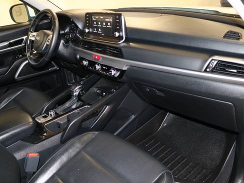 Used 2020 Kia Telluride S FWD image 81