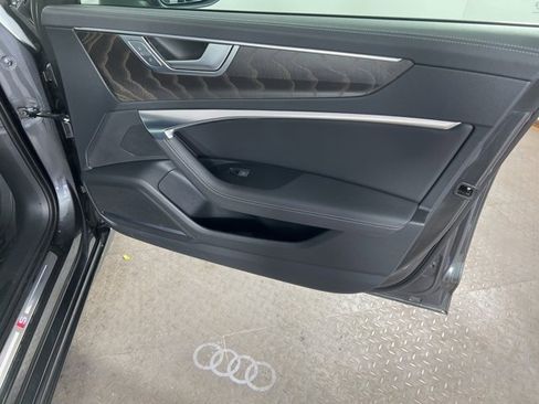 Used 2022 Audi A6 Premium Plus image 12