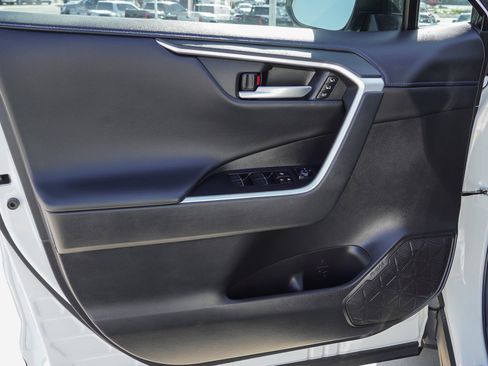 Used 2023 Toyota RAV4 XSE AWD/4WD image 21