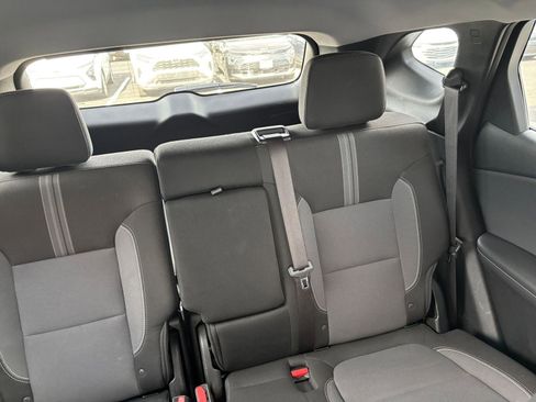 Used 2025 Chevrolet Blazer LT image 37