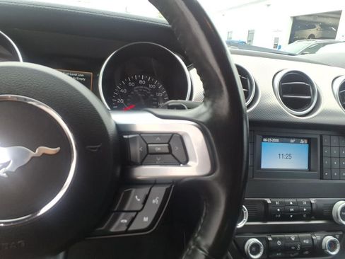Used 2021 Ford Mustang GT RWD image 29