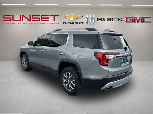Certified 2023 GMC Acadia SLT AWD/4WD image 6