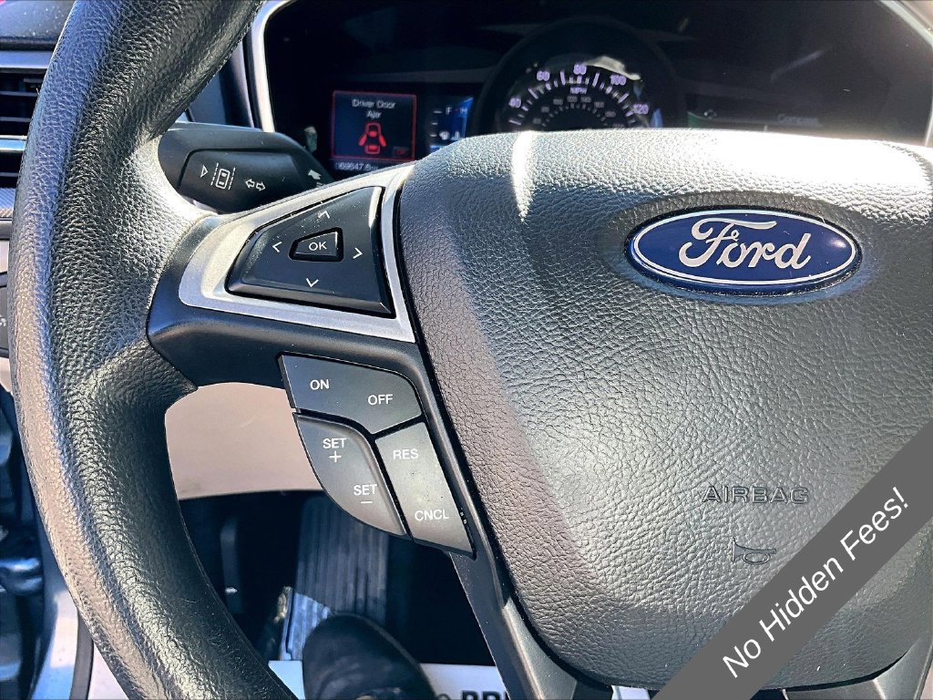 Used 2019 Ford Fusion SE FWD image 16