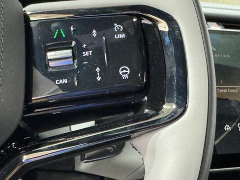 Used 2026 Land Rover Range Rover Velar Dynamic SE image 22