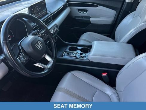 Certified 2025 Honda Pilot EX-L image 12