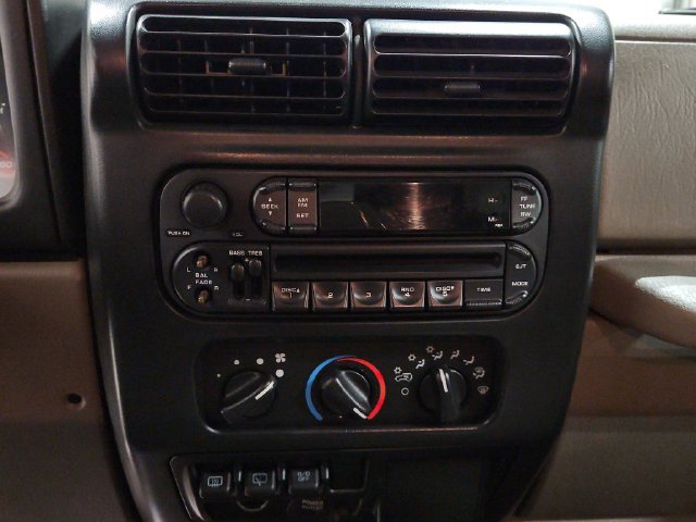 Used 2004 Jeep Wrangler 4WD w/ Dual Top Group image 16