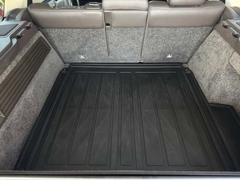 Used 2021 Land Rover Range Rover P525 Westminster Edition LWB image 25