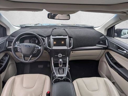 Used 2018 Ford Edge Titanium w/ Equipment Group 301A image 17