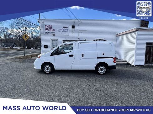 Used 2020 Nissan NV200 S w/ Back Door Glass Package image 1
