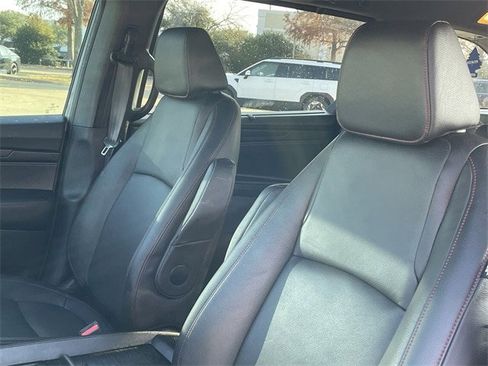 Used 2023 Honda Odyssey Sport image 21