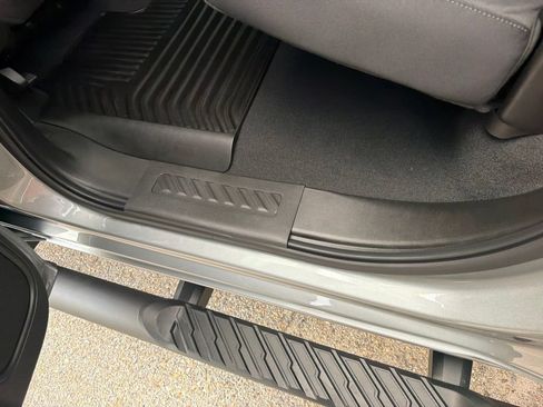 New 2026 Chevrolet Silverado 1500 Custom AWD/4WD image 18