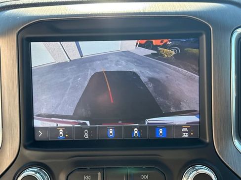 Used 2022 GMC Sierra 2500 Denali image 32