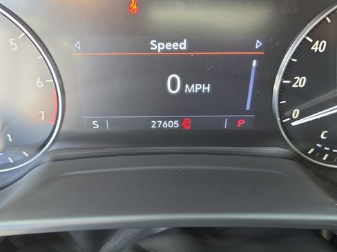 Certified 2022 Buick Envision Preferred FWD image 29