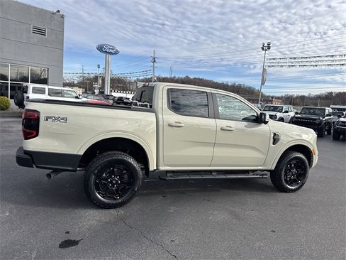 New 2025 Ford Ranger Lariat w/ FX4 Off-Road Package image 3