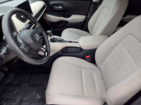 Used 2026 Honda HR-V LX image 9