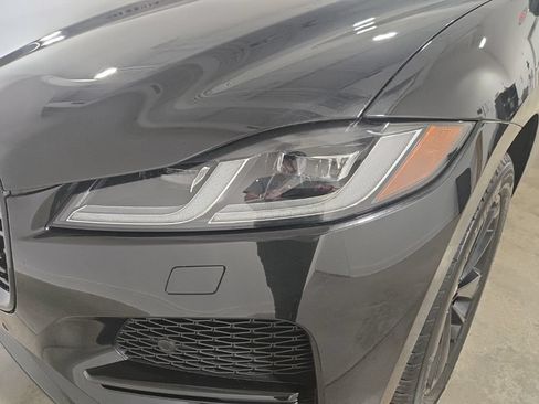 Used 2022 Jaguar F-PACE S AWD/4WD image 28
