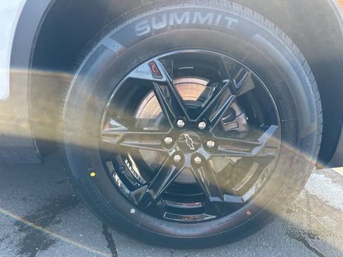 Used 2025 Chevrolet Blazer LT w/ Midnight/Sport Edition image 32