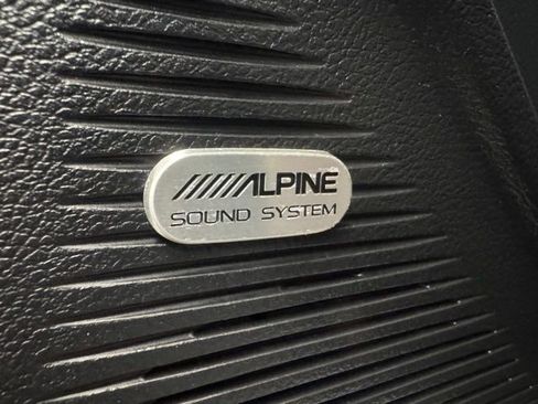 Used 2022 Dodge Challenger R/T image 31