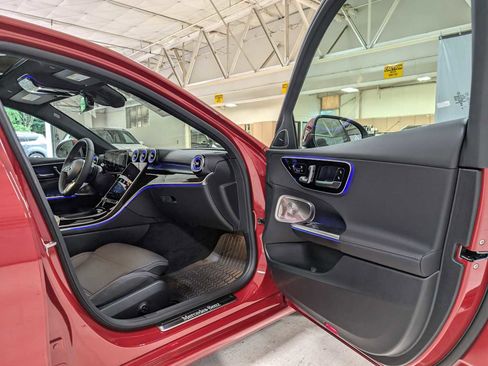 New 2025 Mercedes-Benz C 300 4MATIC Sedan image 10